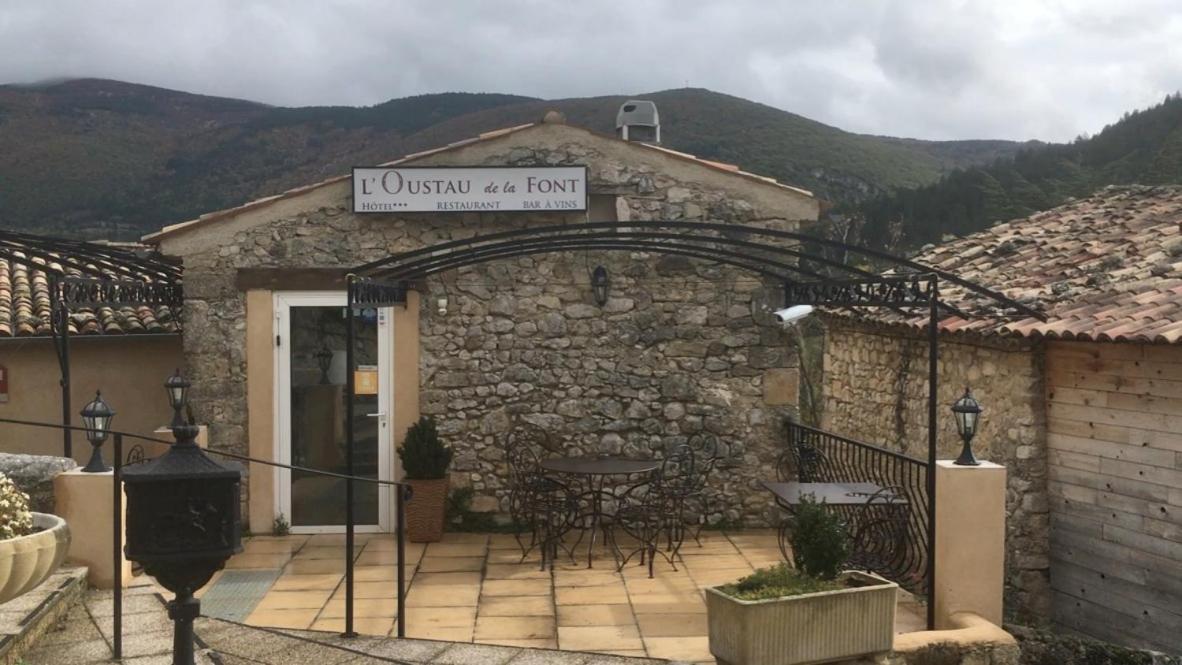 Hotel L'Oustau De La Font Reilhanette Exterior foto